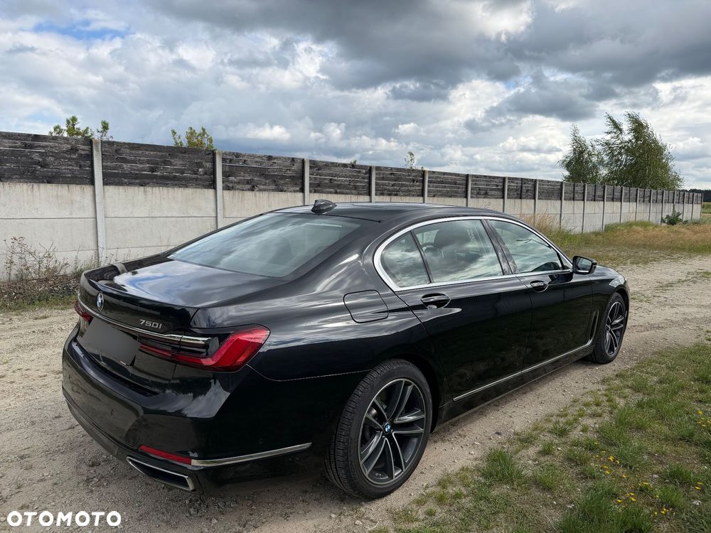 BMW Seria 7 750Li xDrive - 3