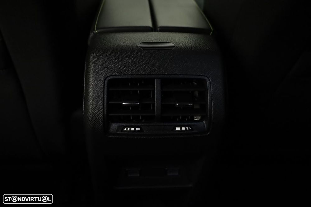 Peugeot e-308 54 kWh First Edition - 24
