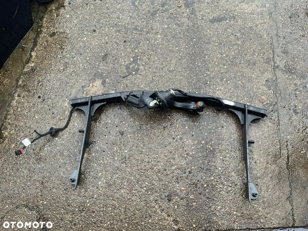 AUDI A6 C8 4k0 HAK HOLOWNICZY 4K9092160 - 1
