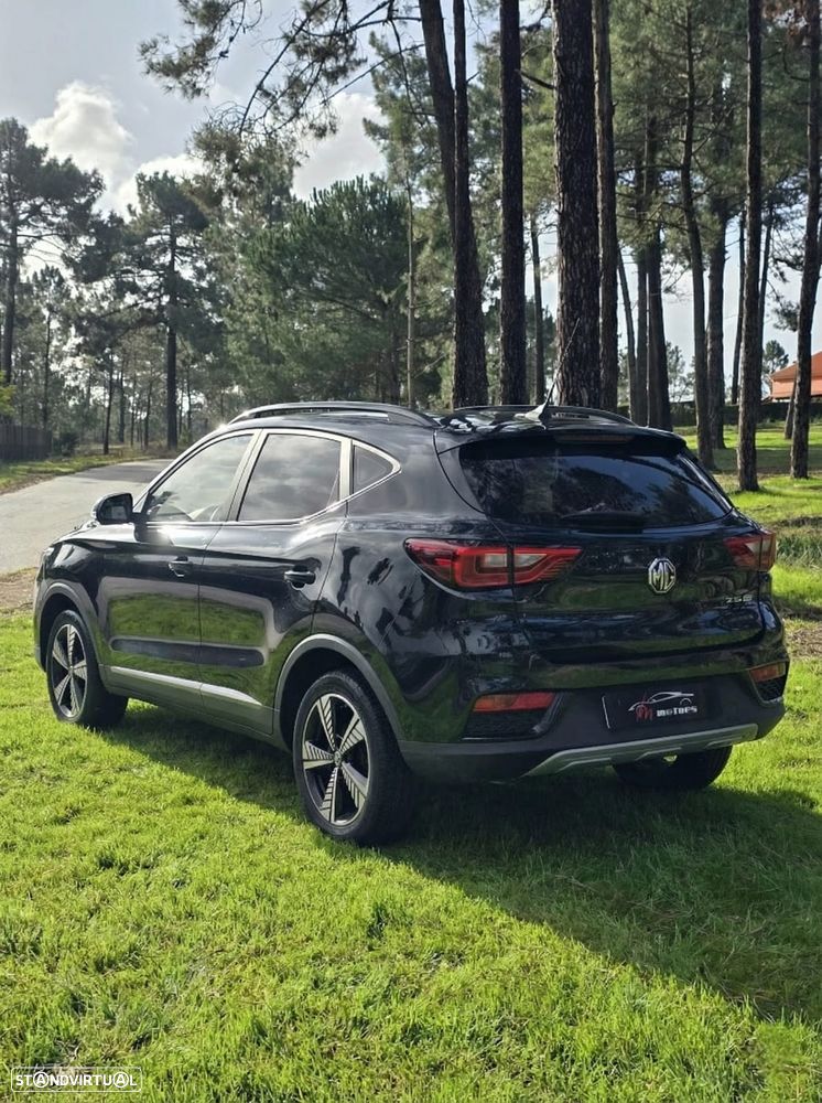 MG ZS EV 44.5 kWh Luxury - 4