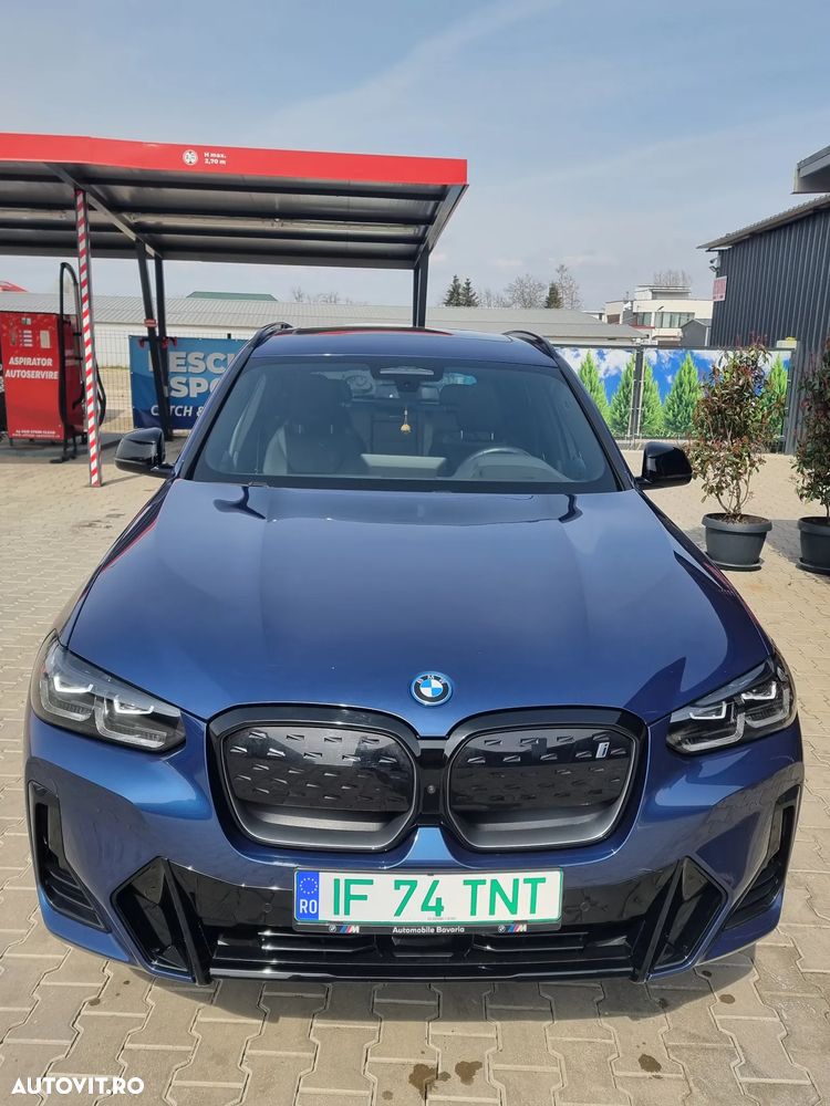 BMW iX3 - 1