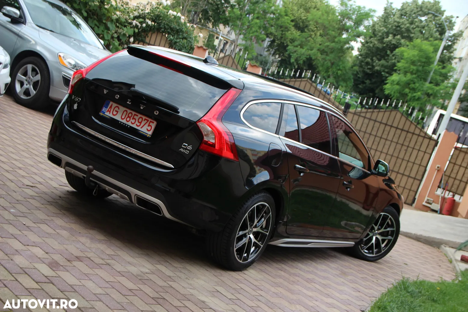 Volvo V60 D6 Twin Engine Geartronic Summum - 6
