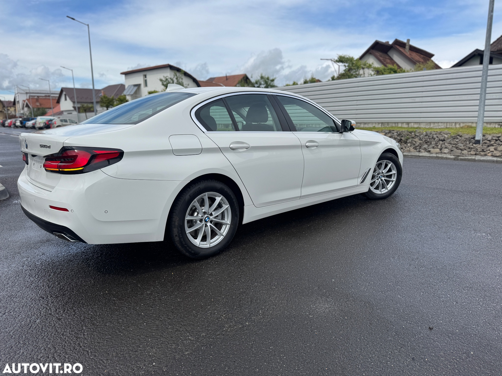 BMW Seria 5 520d Efficient Dynamics Edition Aut. - 8