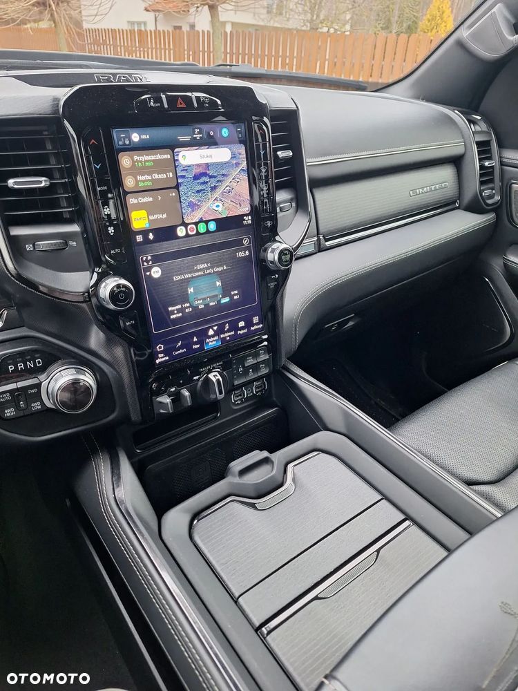 RAM 1500 Crew Cab Limited - 9