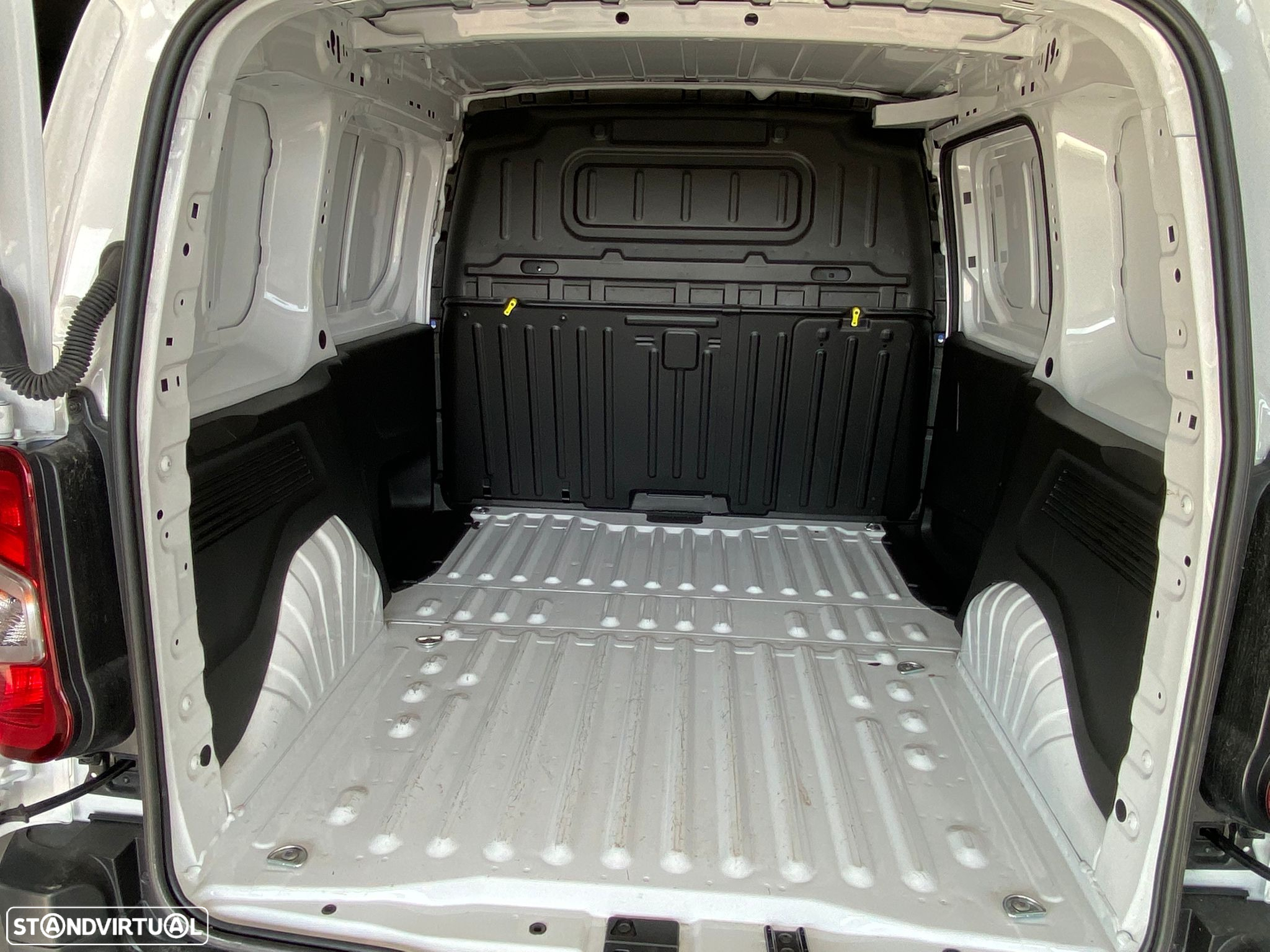 Citroën Berlingo 1.5 BlueHDi M Shine - 13