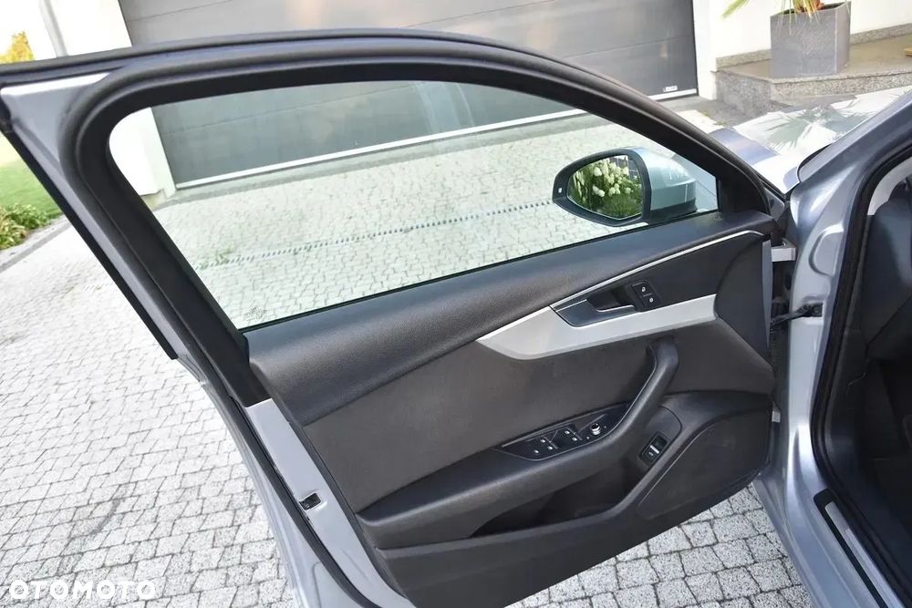 Audi A4 Avant 2.0 TDI S tronic - 22
