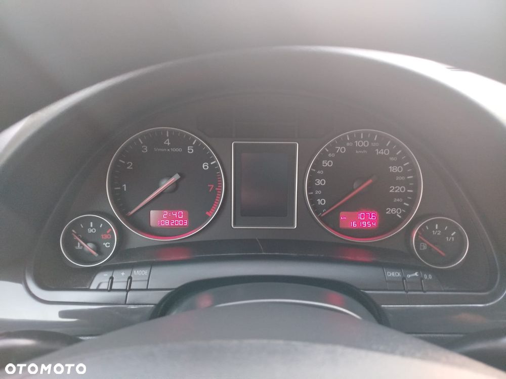 Audi A4 Limousine 1.8 T - 20