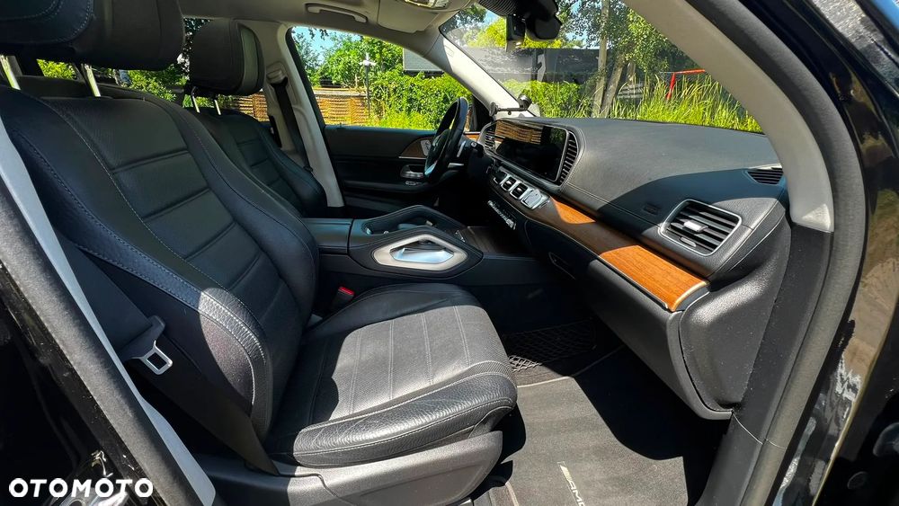 Mercedes-Benz GLS - 16