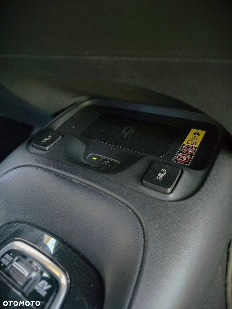 Toyota Corolla 1.8 Hybrid Comfort - 20