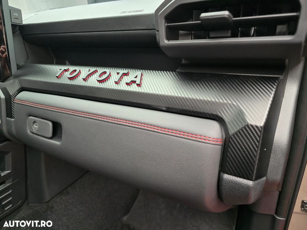 Toyota Tacoma - 30
