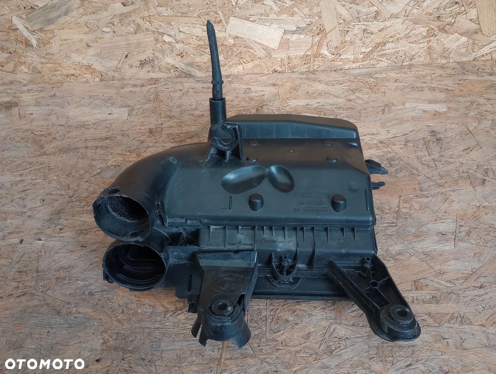 Citroen Berlingo Obudowa Filtra Powietrza 9673061080 - 2