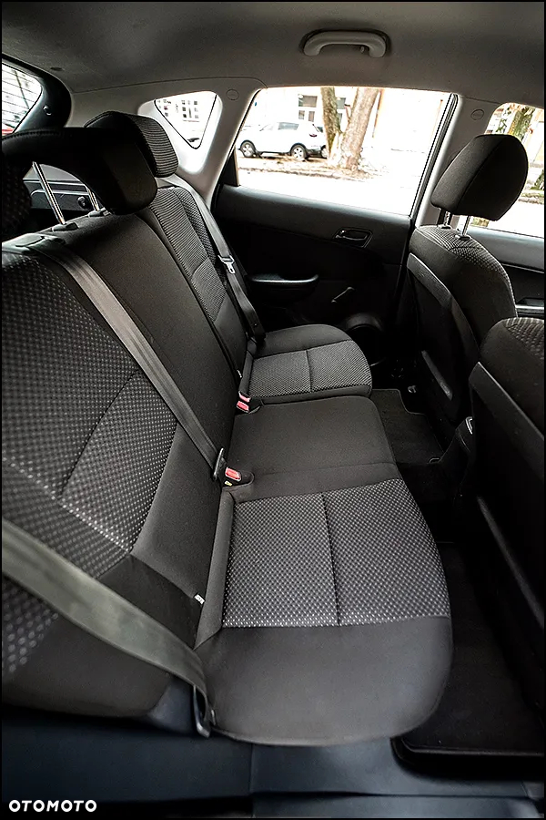 Hyundai i30 1.4 Classic + - 28