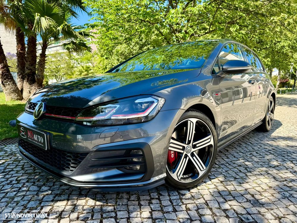 VW Golf 2.0 TSI GTI DSG Performance - 19