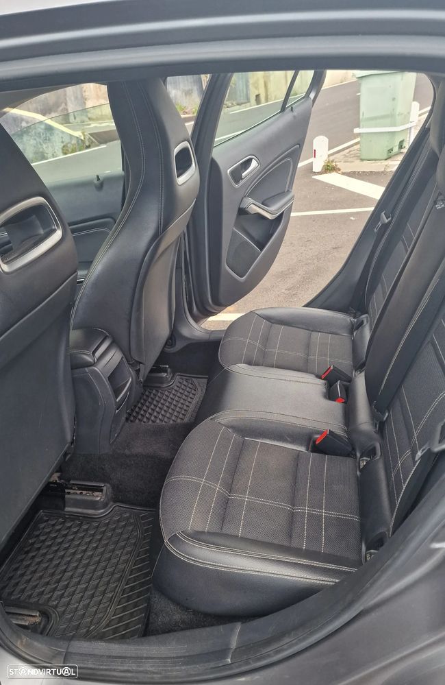 Mercedes-Benz GLA 220 CDI 4-Matic - 11