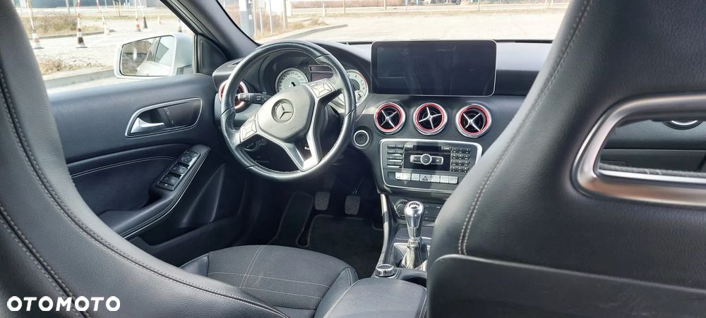 Mercedes-Benz Klasa A 180 - 16