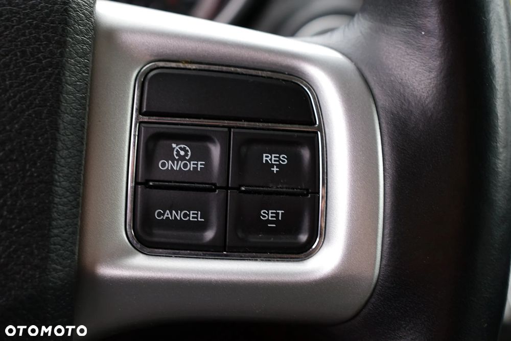 Dodge Journey - 13