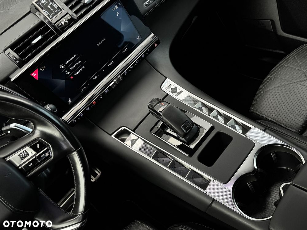 DS Automobiles DS 7 Crossback 1.6 PureTech Performance Line + - 17