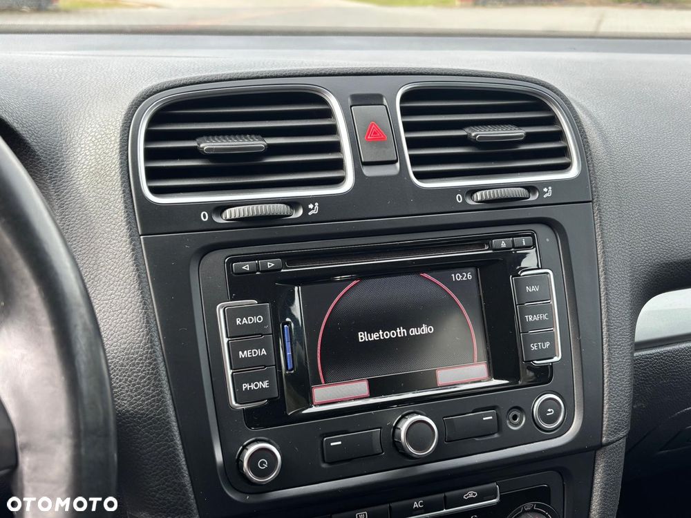 Volkswagen Golf 1.6 TDI Highline - 7
