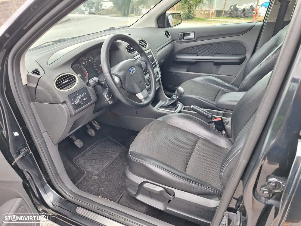 Ford Focus SW 1.6 TDCi Titanium - 18