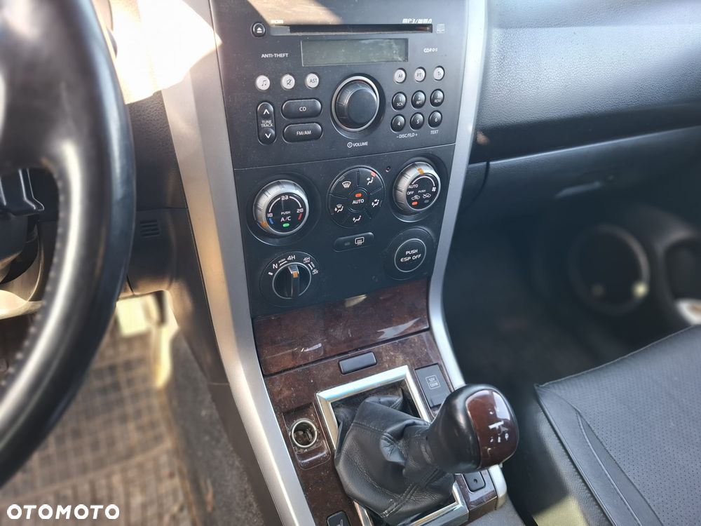 Suzuki Grand Vitara 2.0 Comfort - 9