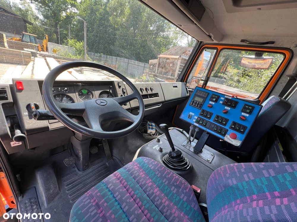 Mercedes-Benz 1517 - 27