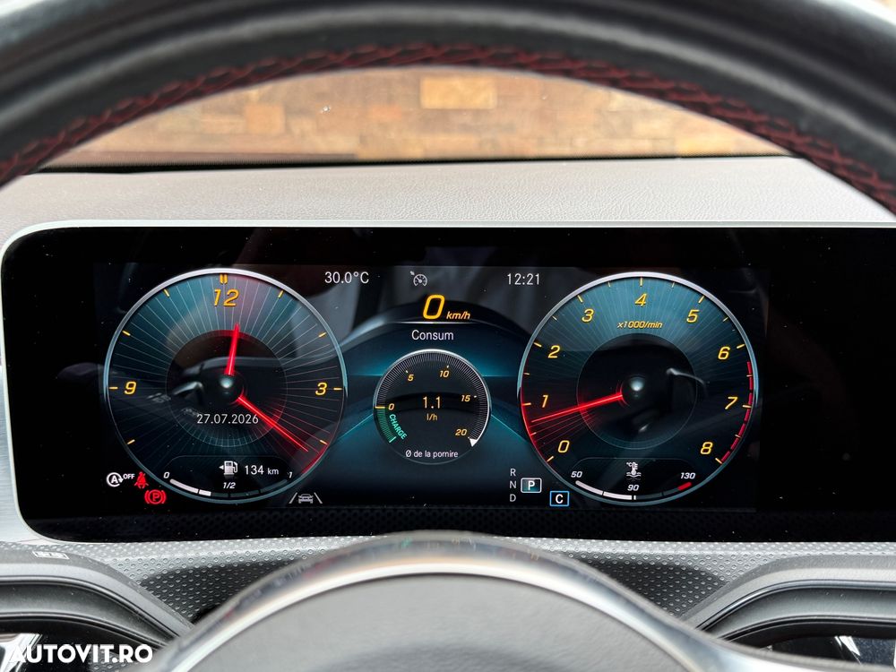 Mercedes-Benz CLA 220 Shooting Brake 7G-DCT AMG Line - 15