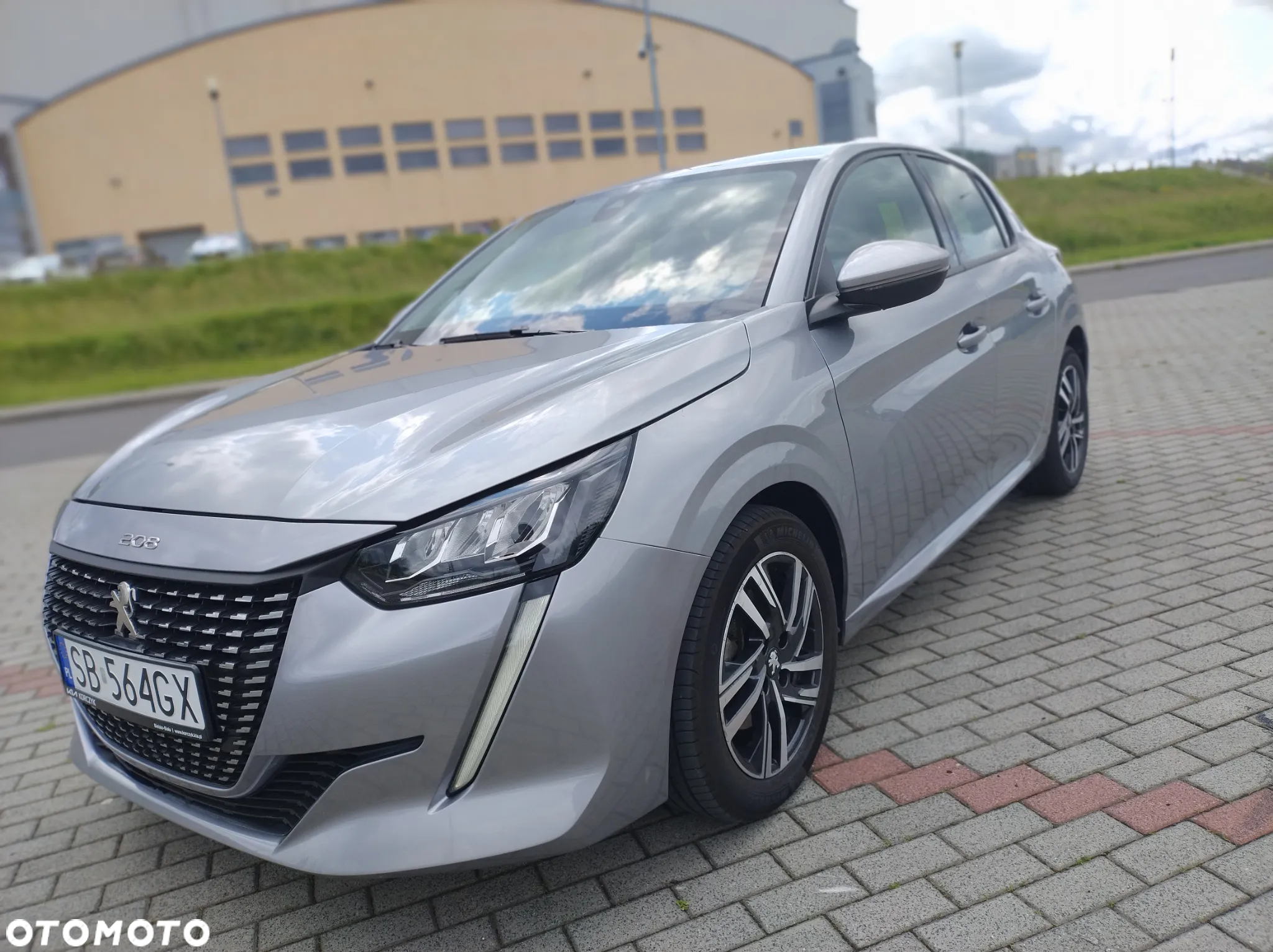Peugeot 208 PureTech 100 Allure - 3