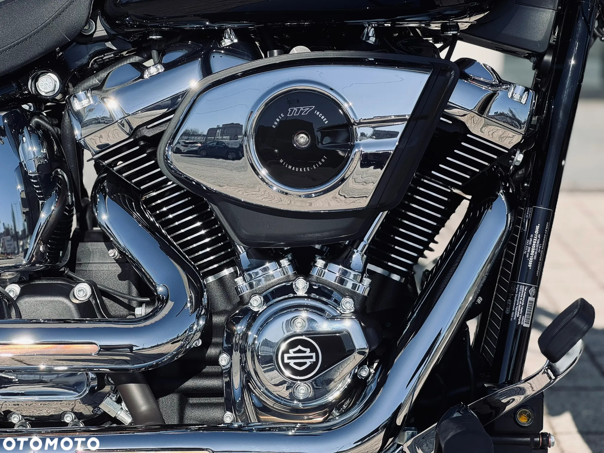 Harley-Davidson Softail Breakout - 8