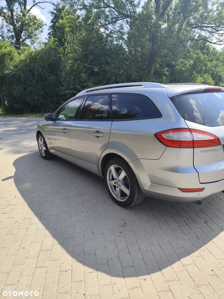 Ford Mondeo 2.0 Titanium - 3