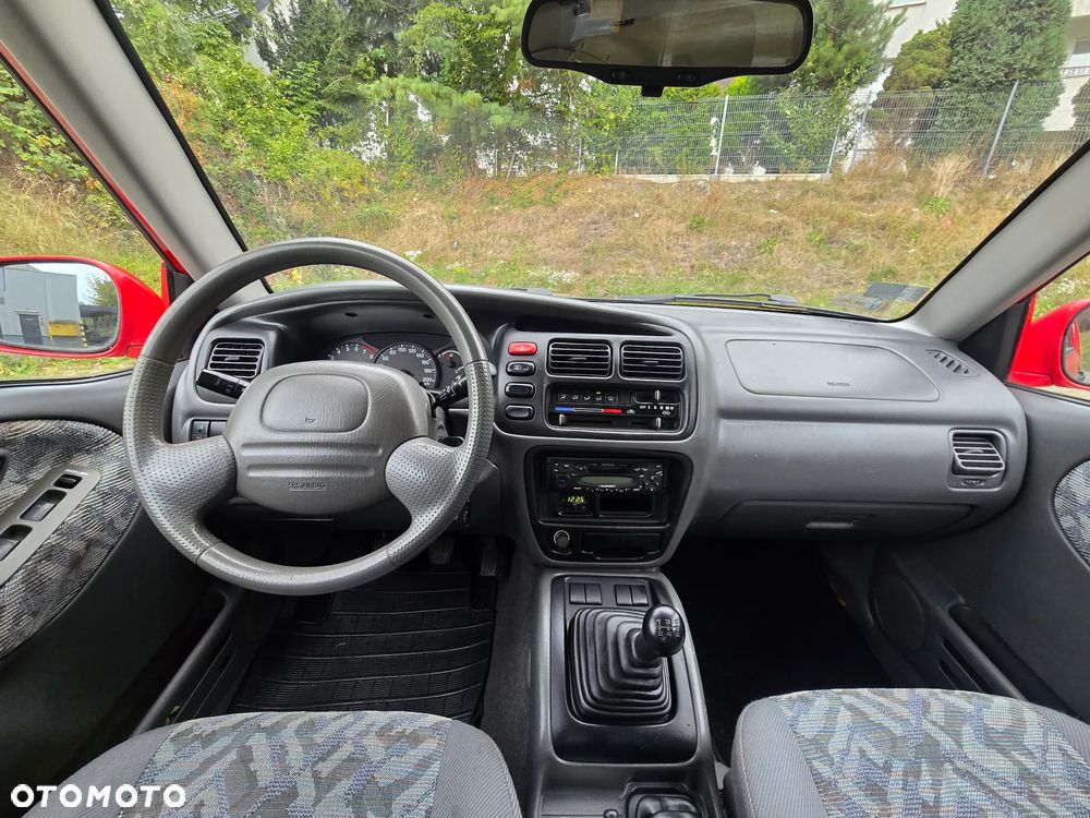 Suzuki Grand Vitara 2.0 - 11