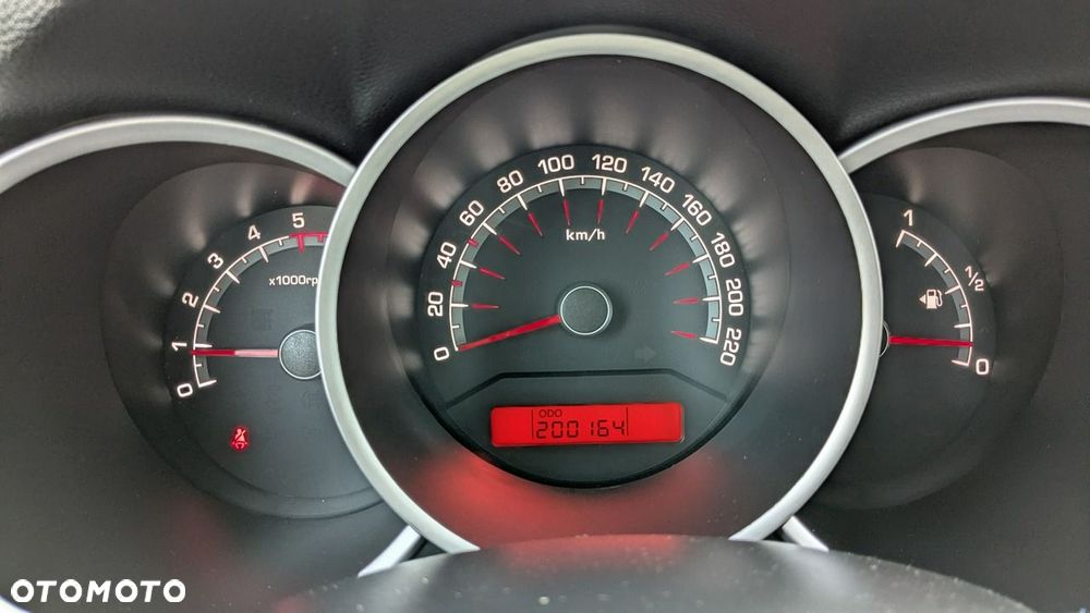 Kia Venga - 17