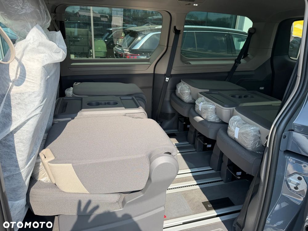 Volkswagen Multivan 2.0 TDI L2 Family DSG - 12