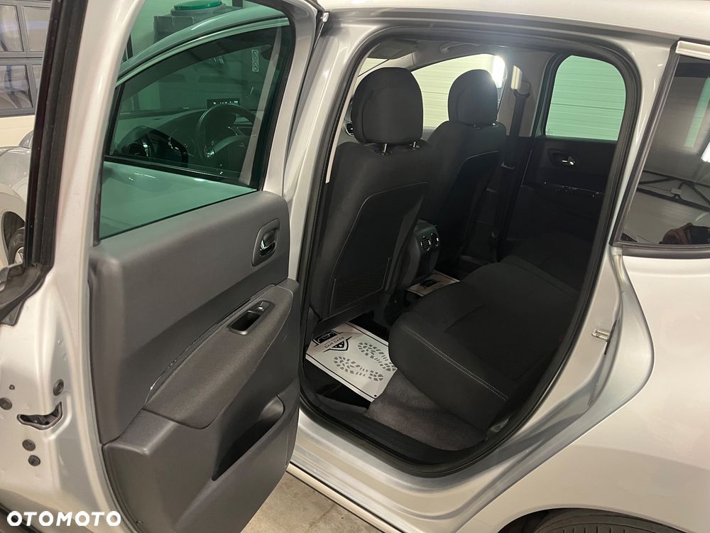 Peugeot 3008 HDi FAP 115 Style - 14