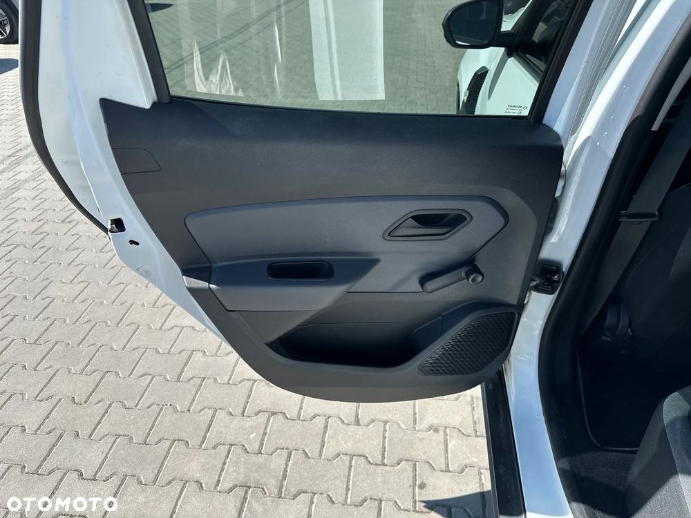 Dacia Duster 1.5 dCi Essential - 23