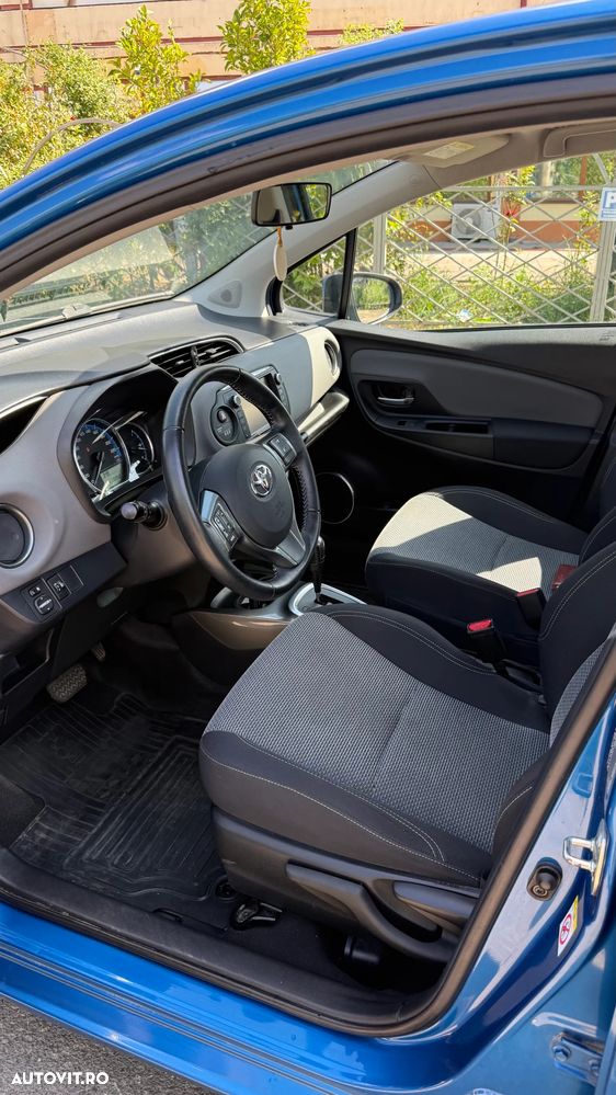 Toyota Yaris 1.5 VVT-i HSD Luna - 9