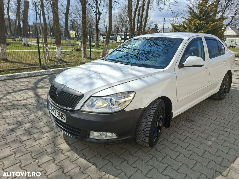 Skoda Octavia 1.6 TDI DPF Elegance Green tec - 8
