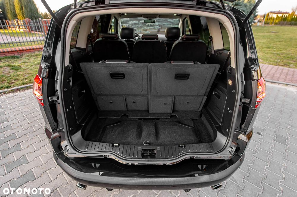 Ford S-Max 2.2 TDCi DPF Titanium X - 14