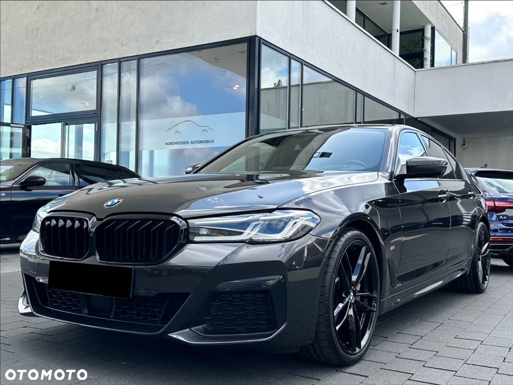 BMW Seria 5 540i xDrive - 2