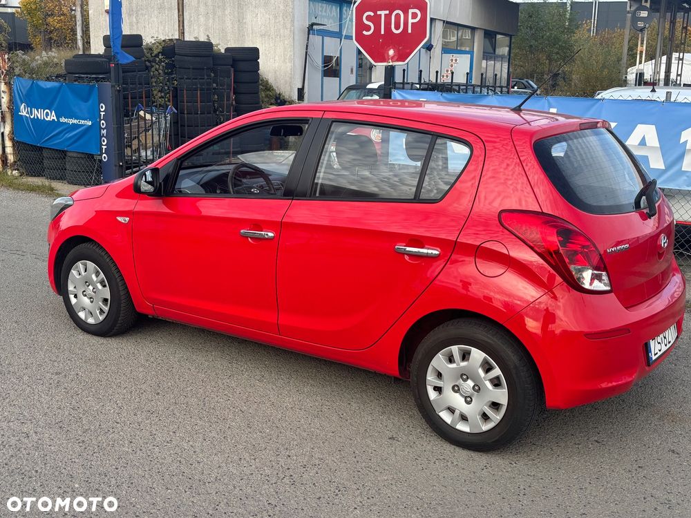 Hyundai i20 1.2 Fifa World Cup Edition - 12