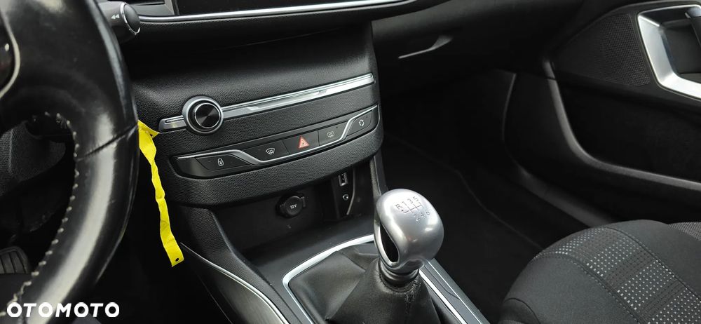 Peugeot 308 BlueHDi 120 Stop & Start Allure - 37