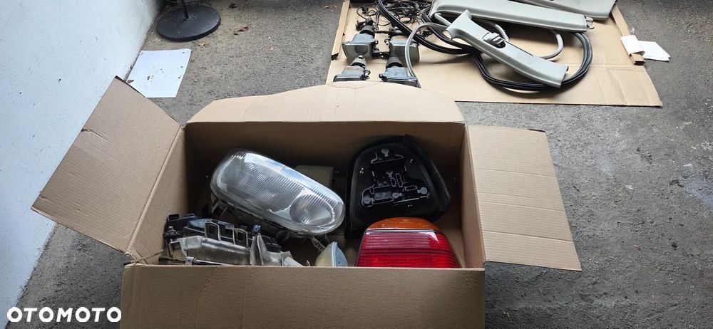 Volkswagen Golf 1.6 GL - 37