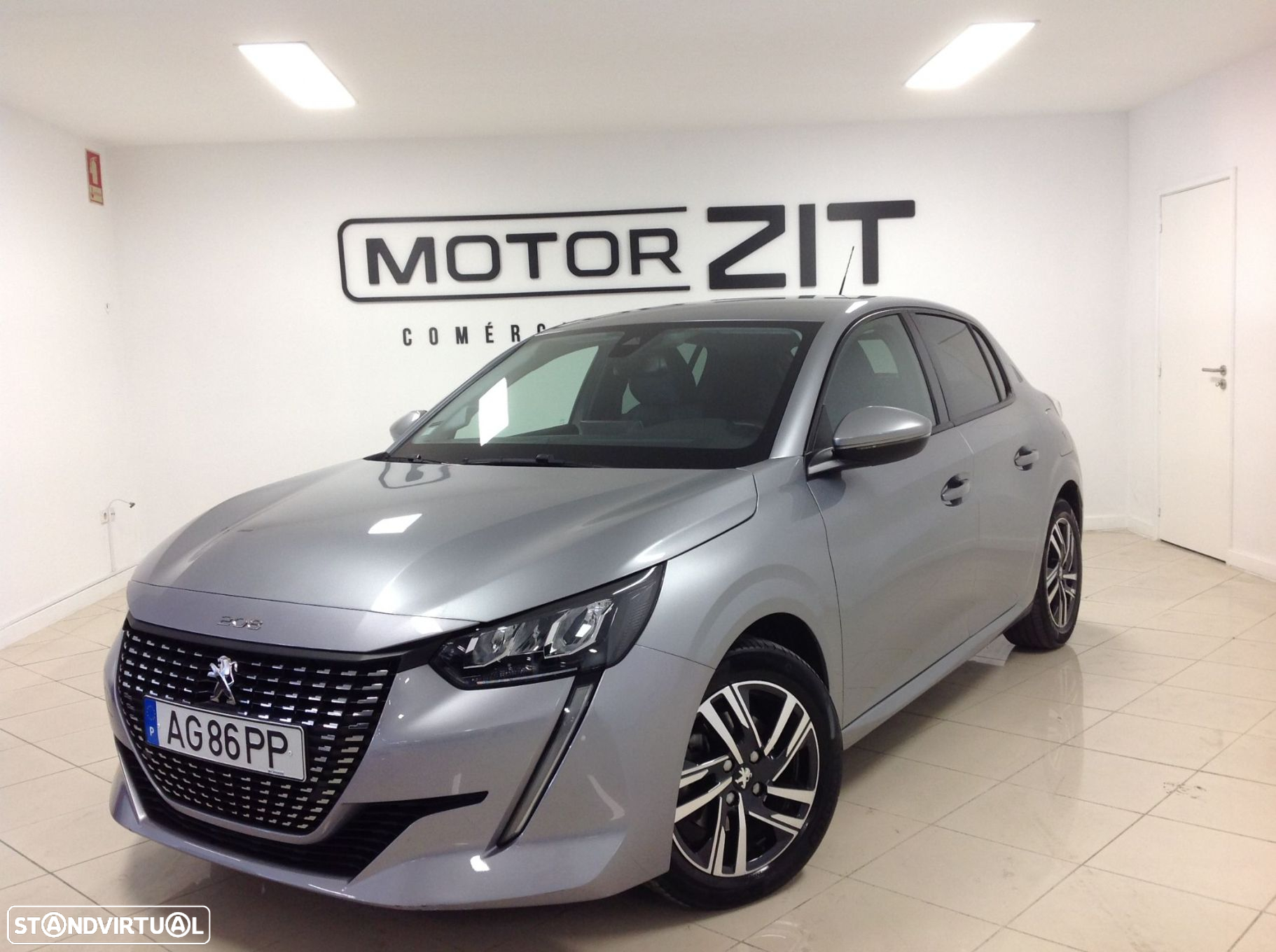Peugeot 208 1.2 PureTech Allure - 3