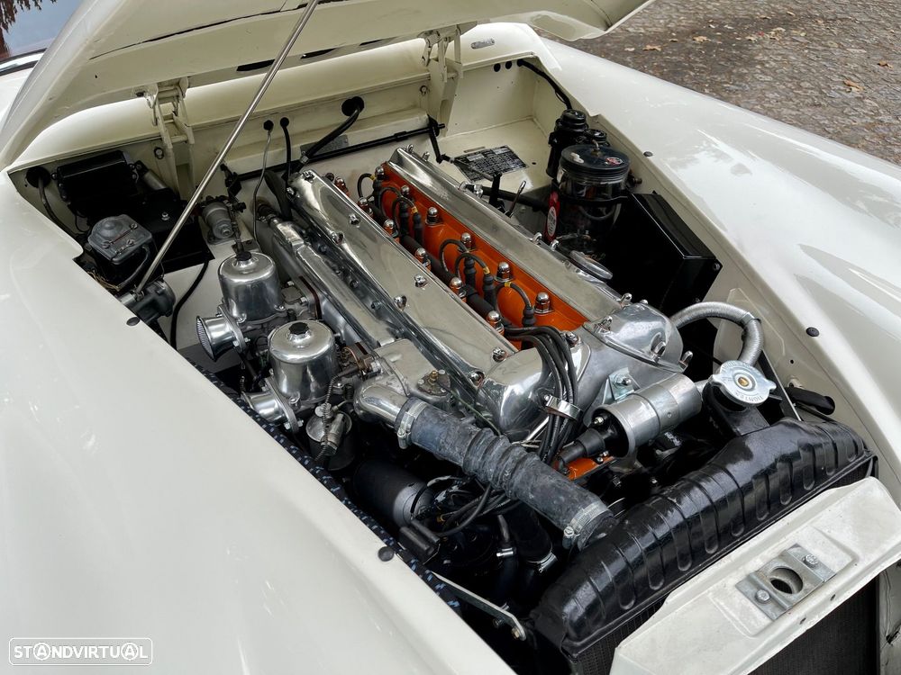 Jaguar XK150 - 6