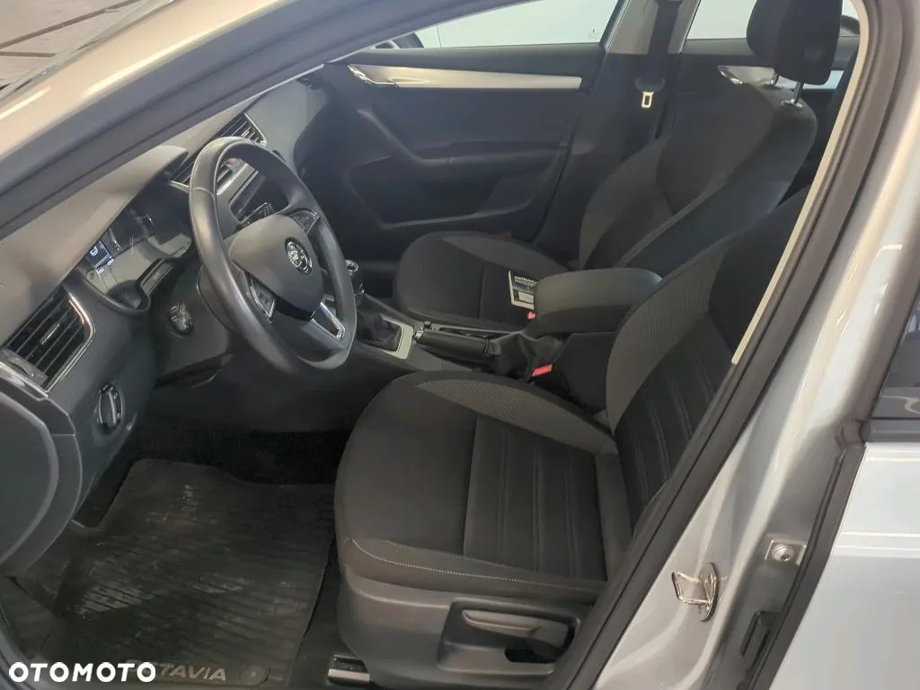 Skoda Octavia 1.5 TSI ACT Ambition - 8