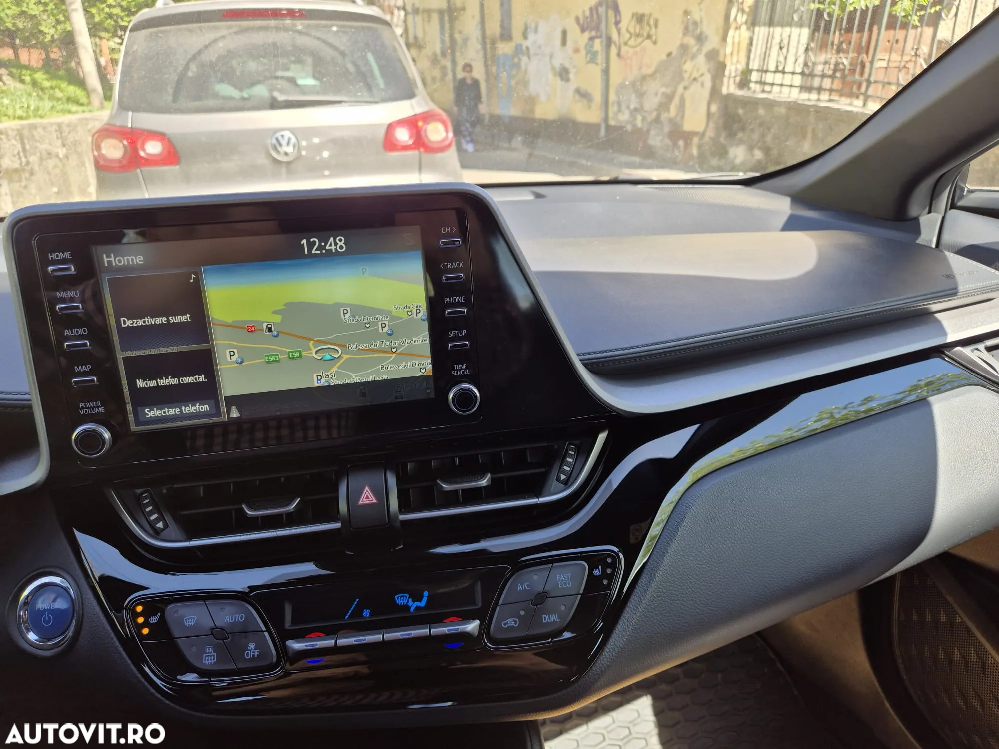 Toyota C-HR 1.8 Hybrid Business Edition - 27