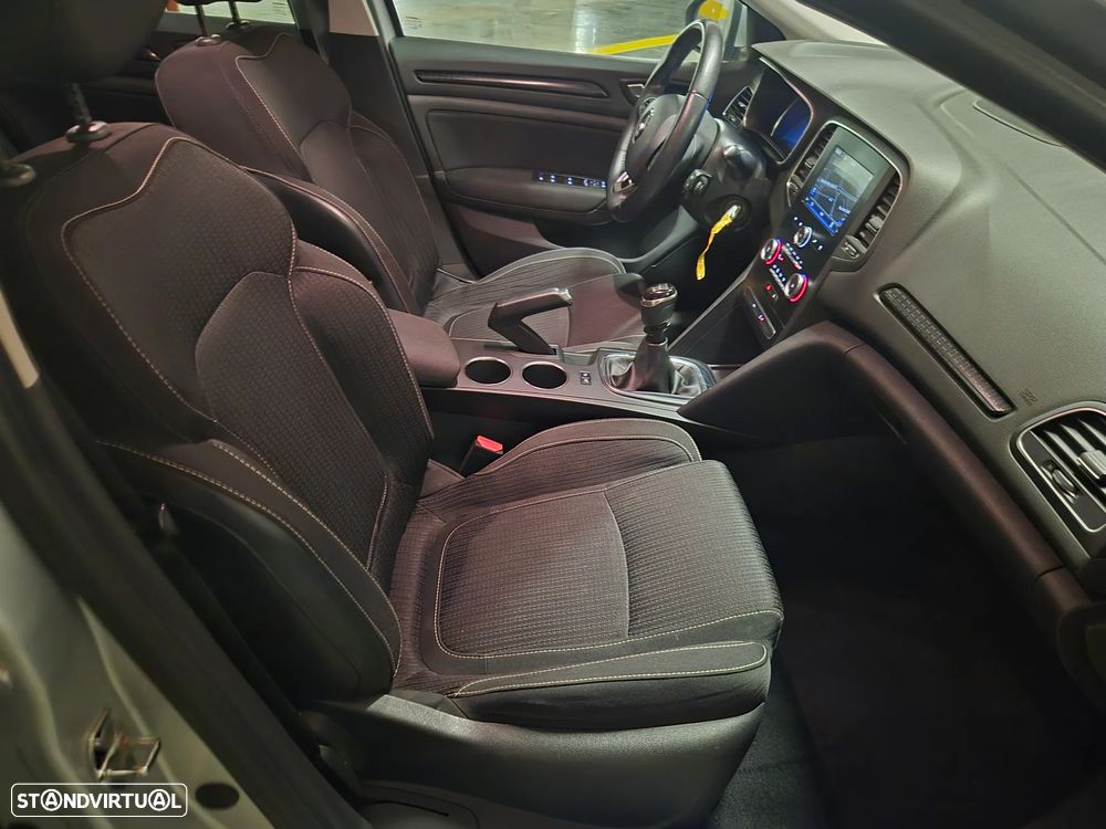 Renault Mégane - 38