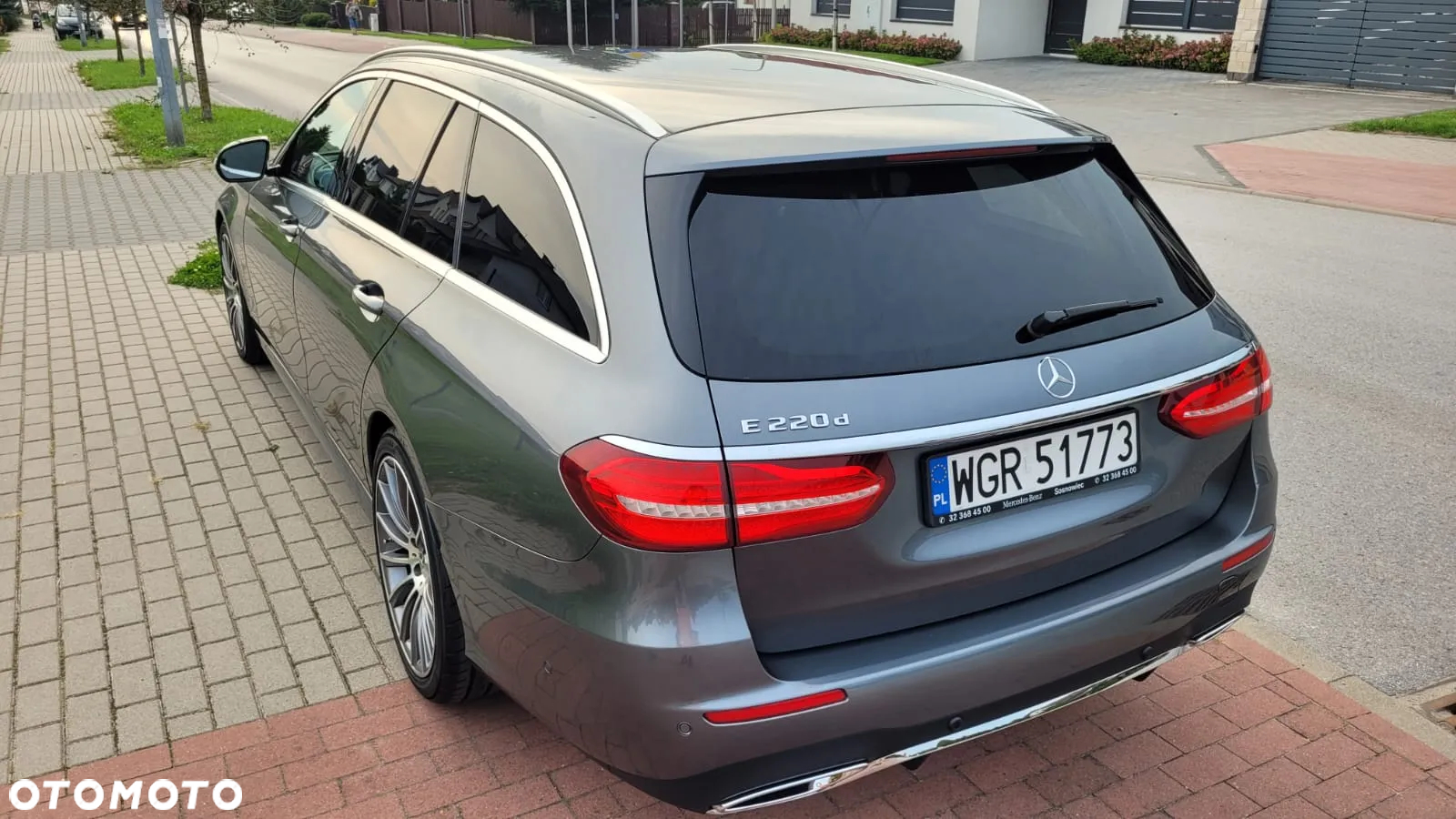 Mercedes-Benz Klasa E 220 d 9G-TRONIC - 5