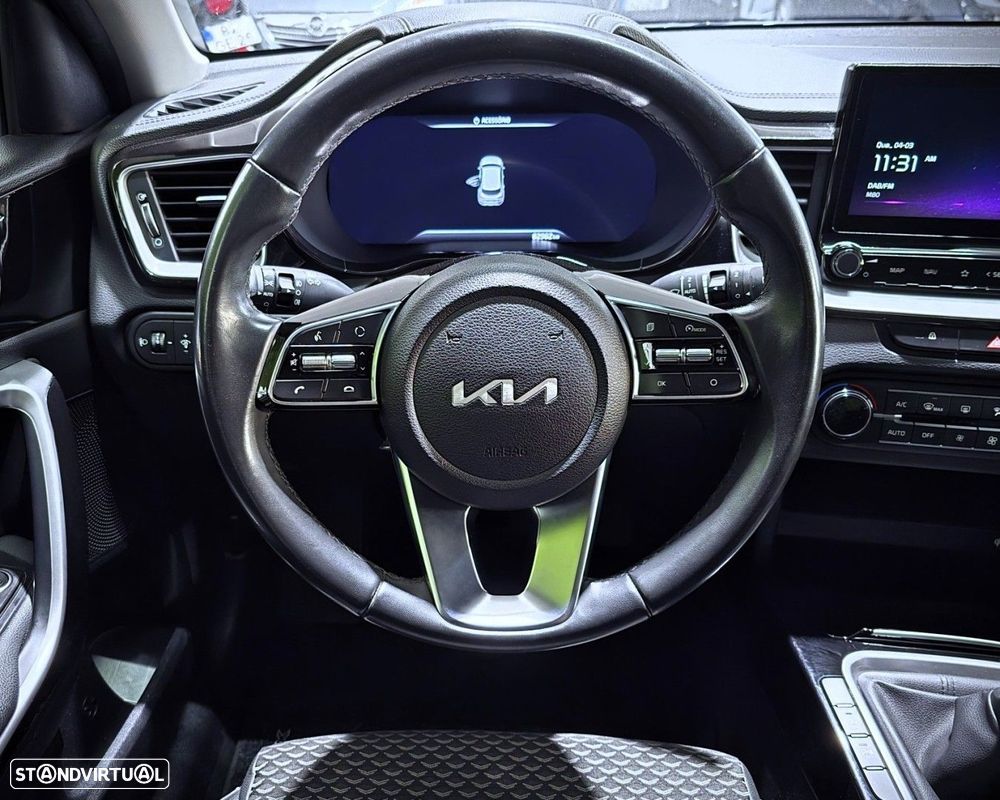 Kia XCeed 1.0 T-GDI Tech+SRF - 18