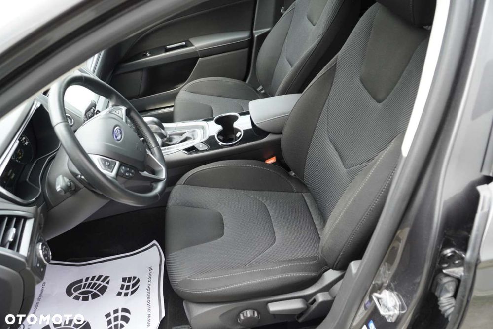 Ford Mondeo - 12