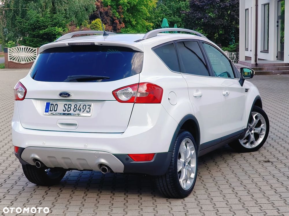 Ford Kuga 2.0 TDCi 2x4 Titanium - 23